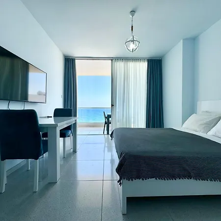 Abelia Relax For Family